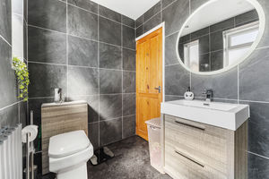 Photo 25- click for photo gallery